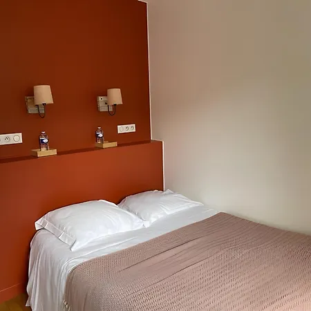 Les Logis De La Vaucouleurs Rosay (Yvelines)